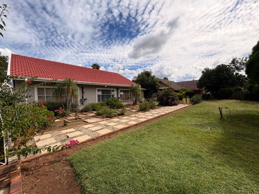 3 Bedroom Property for Sale in Flimieda North West
